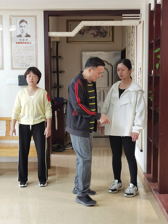 image015.jpg image015.jpg